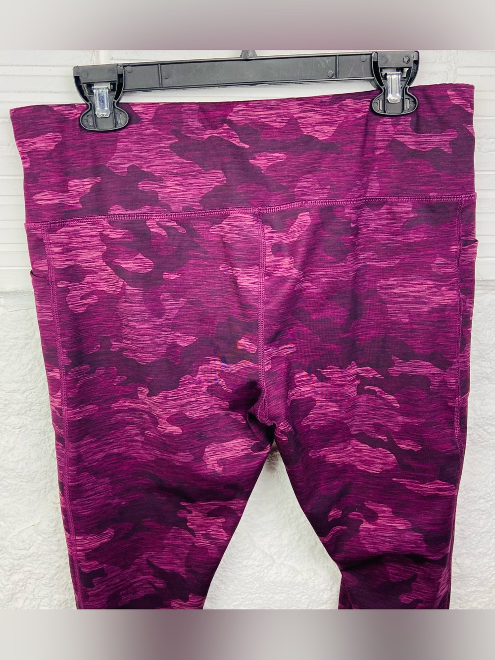 Avia Magenta & Dark Purple Camo phone pocket yoga athletic Leggings size XXL - Picture 8 of 12